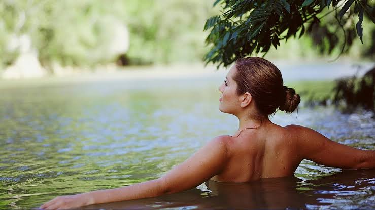 Berlin Swimming Pools Topless Policy